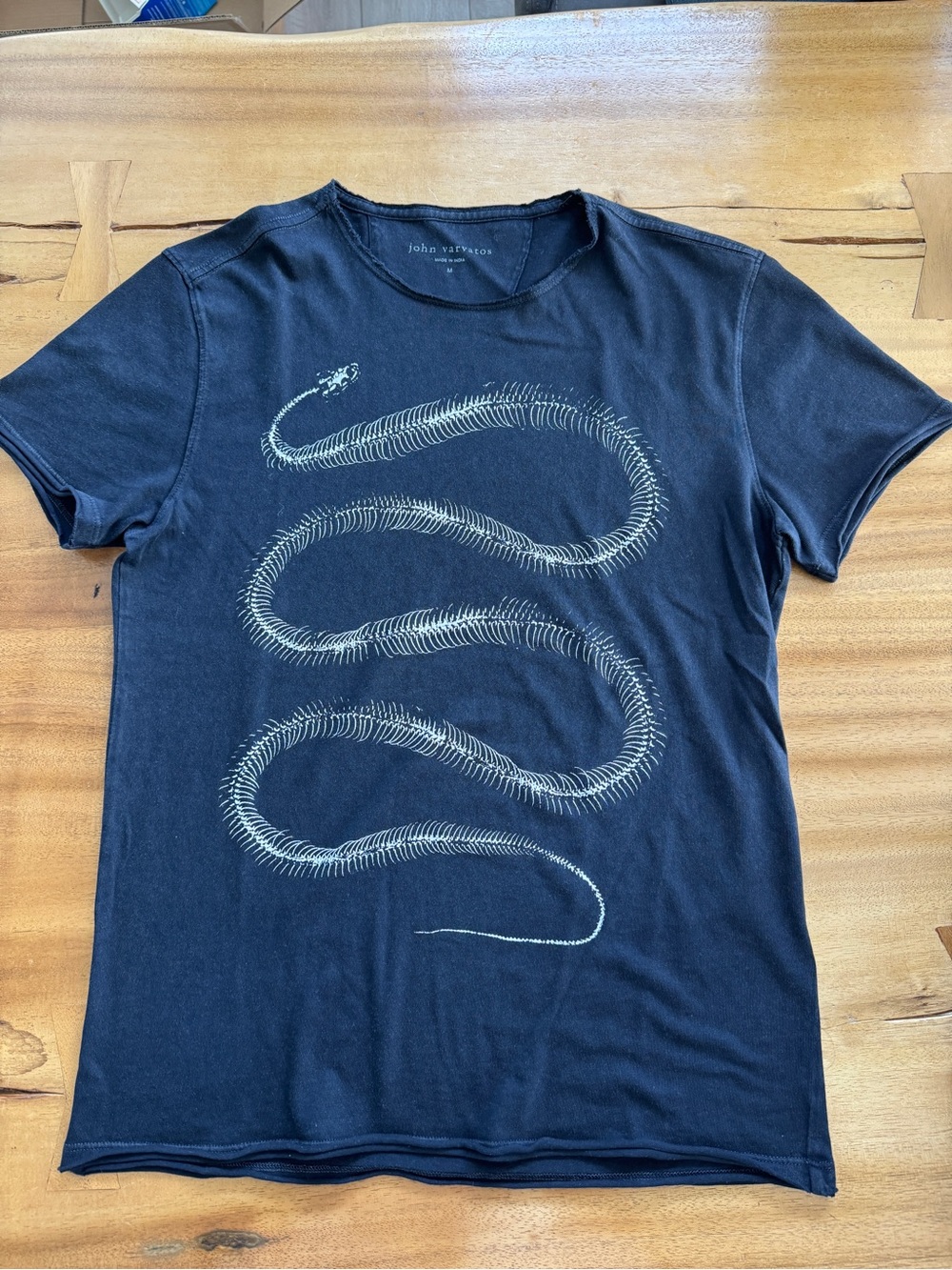 John varvatos t shirt